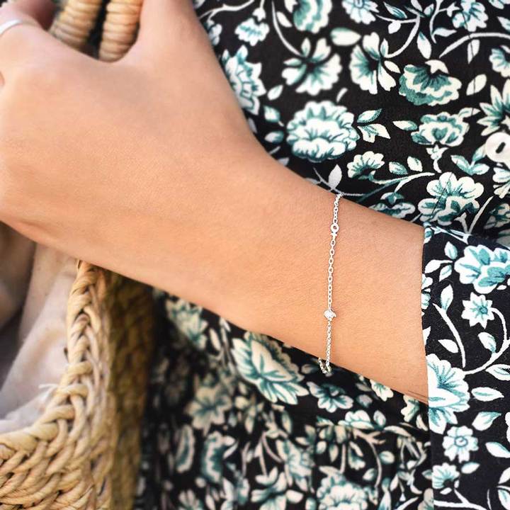 Petite-Treasure-bracelet-gold-2_720x