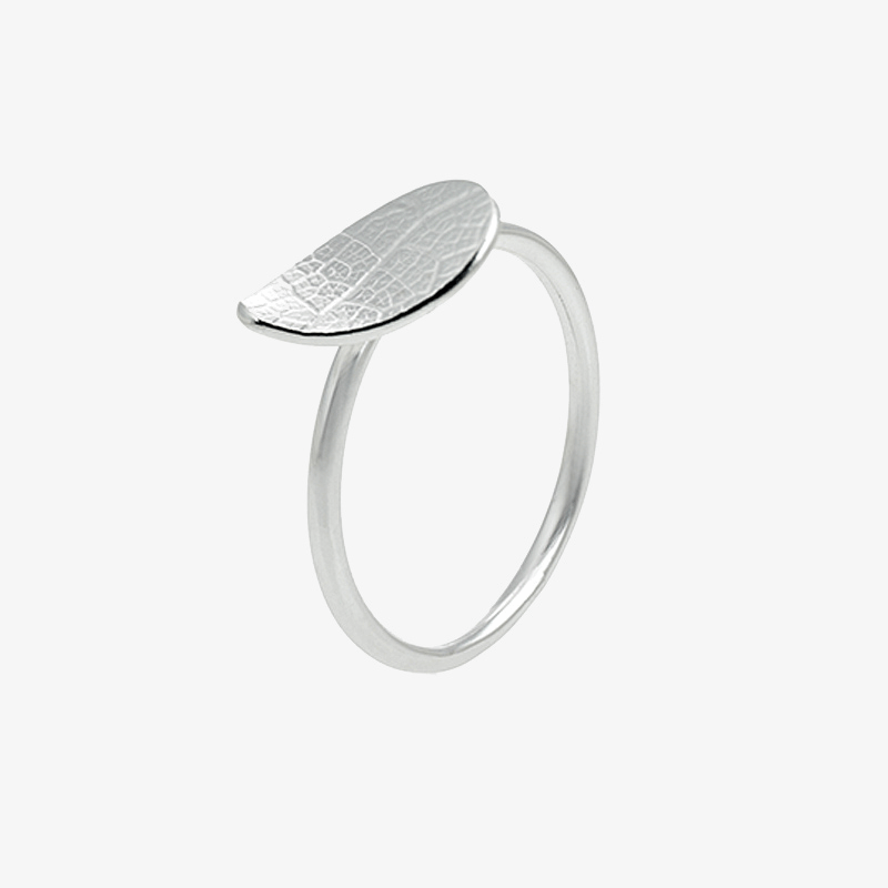 Drakenberg Sjölin Leaf Drop Ring