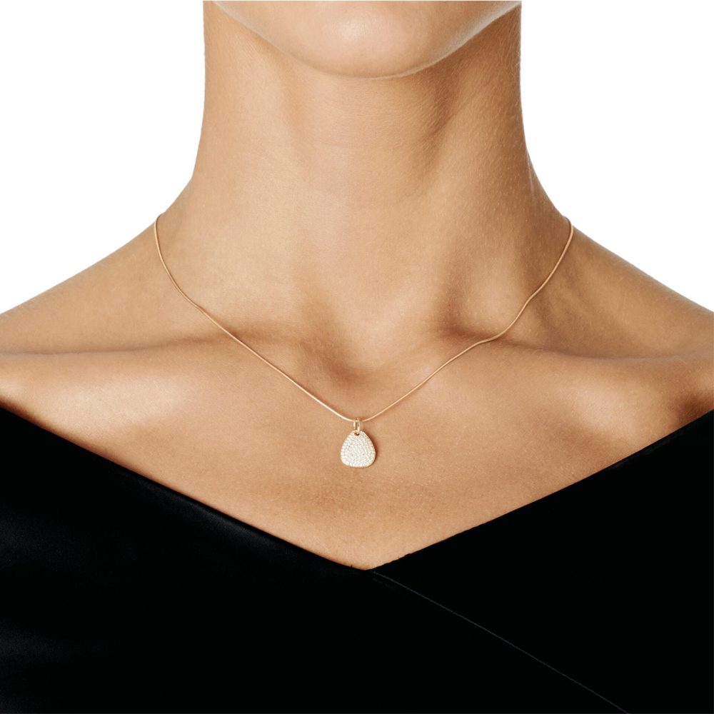 little-rose-petal-stars-pendant-gold-necklace-efva-attling_11-101-01026_2