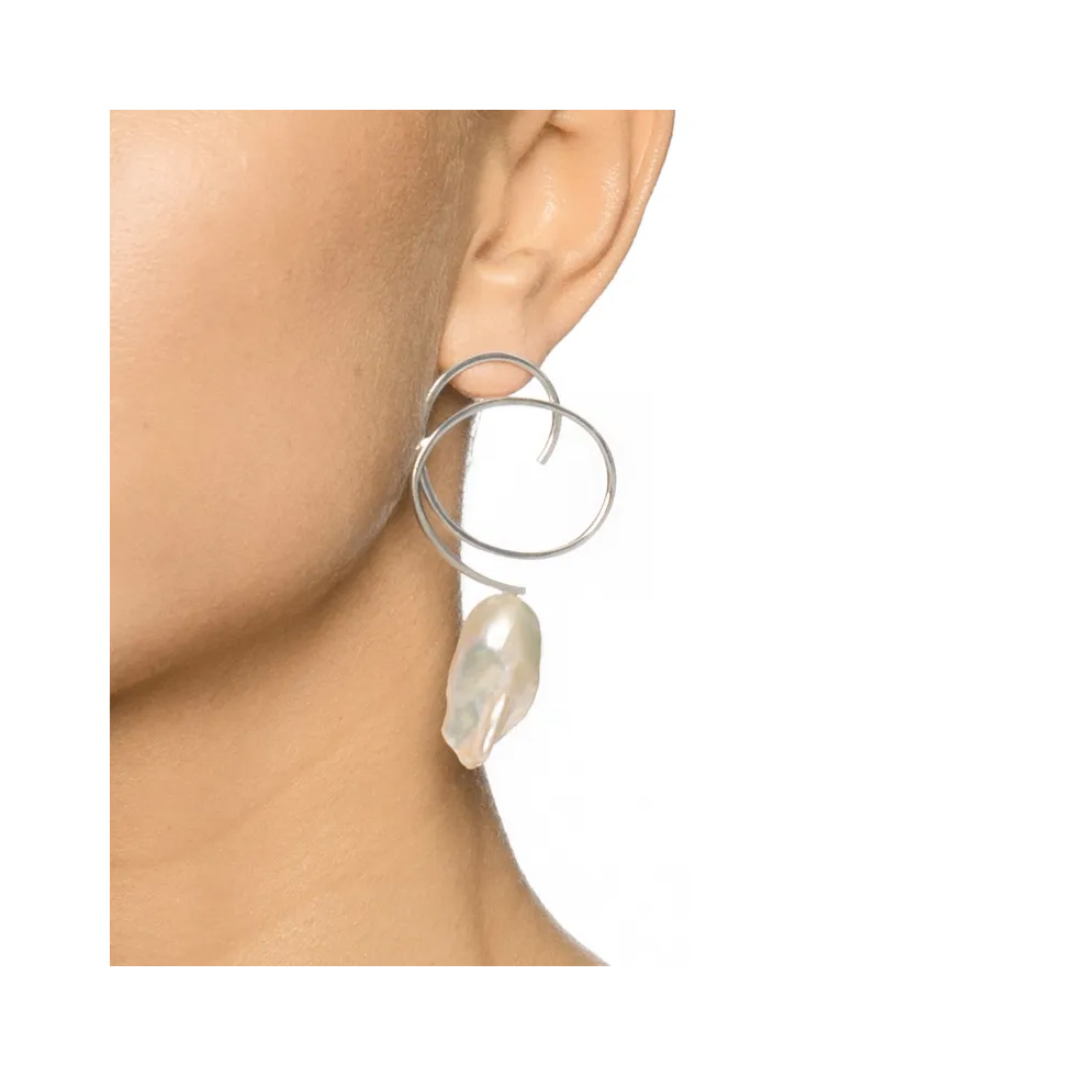 Curly pearly ear 2