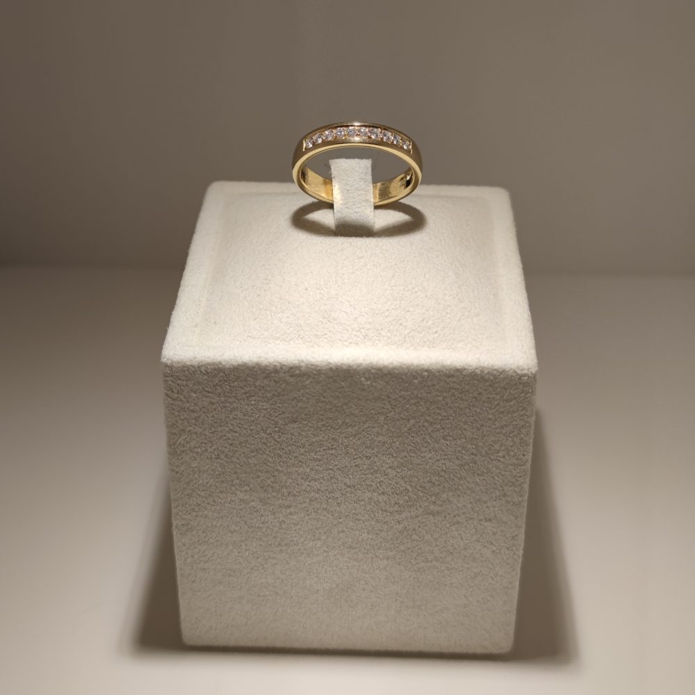 Engelbert Alliansring 10x0,01ct (0,20ct)